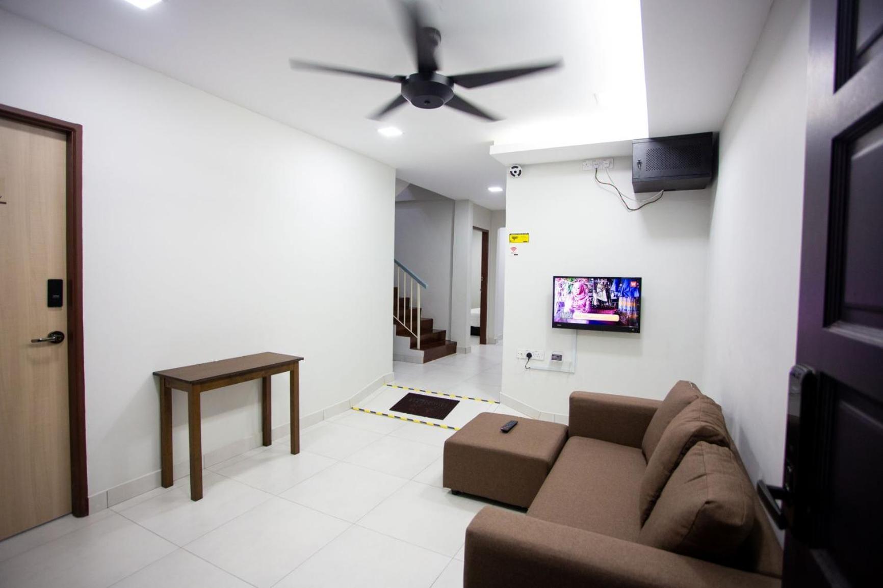 Hom2Rex Kuching Homestay Taman Timberland Eksteriør billede